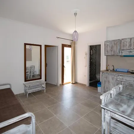 Aparthotel Orfeas