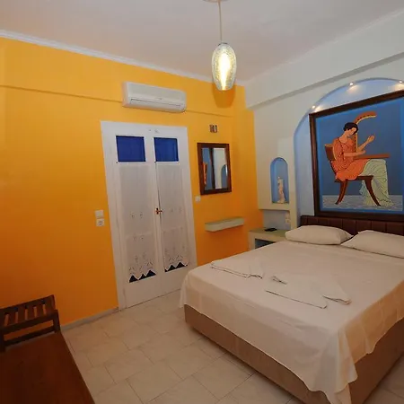 Orfeas Aparthotel 3*